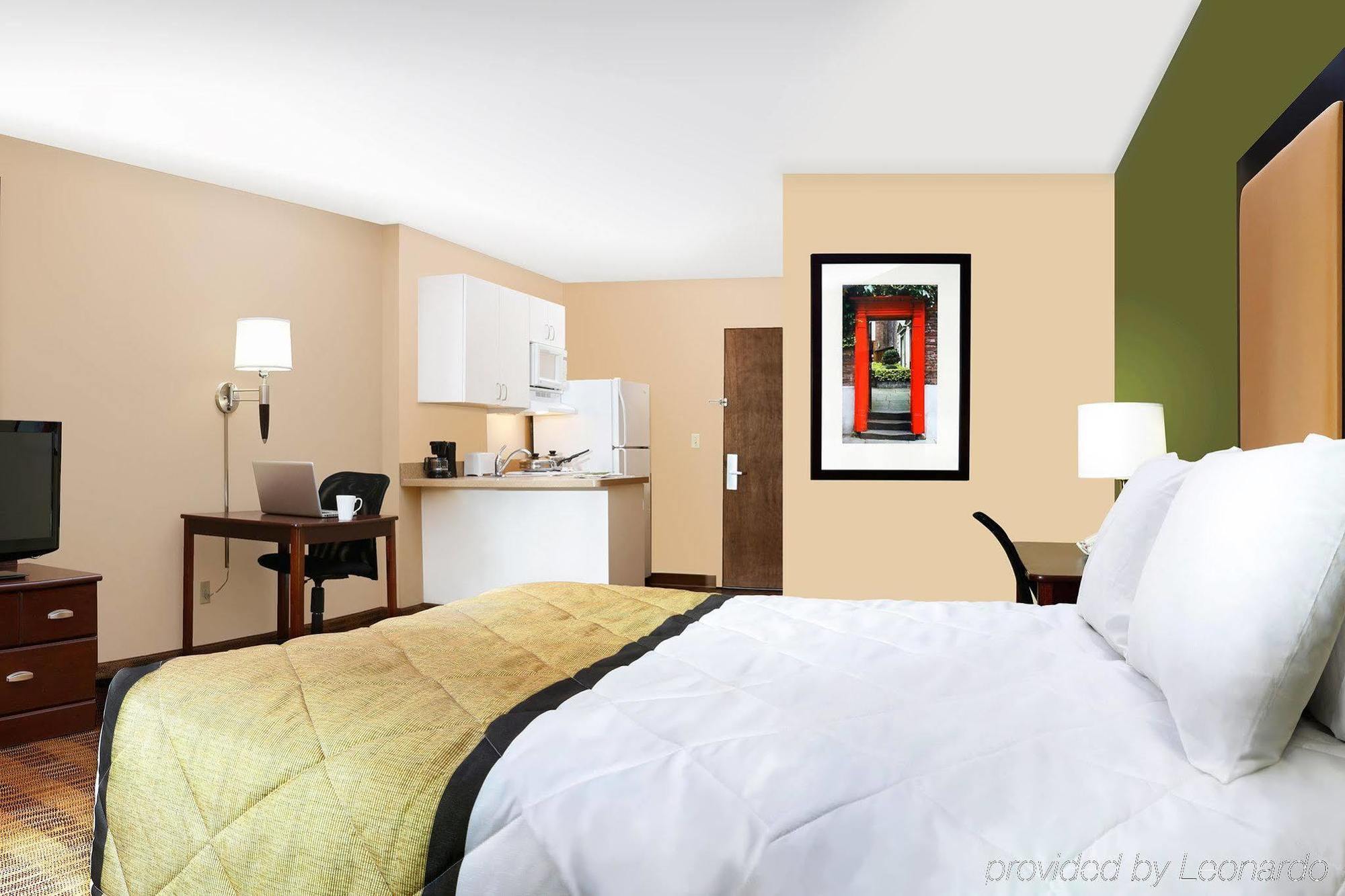 Extended America - - Us Rte 30 2* Merrillville